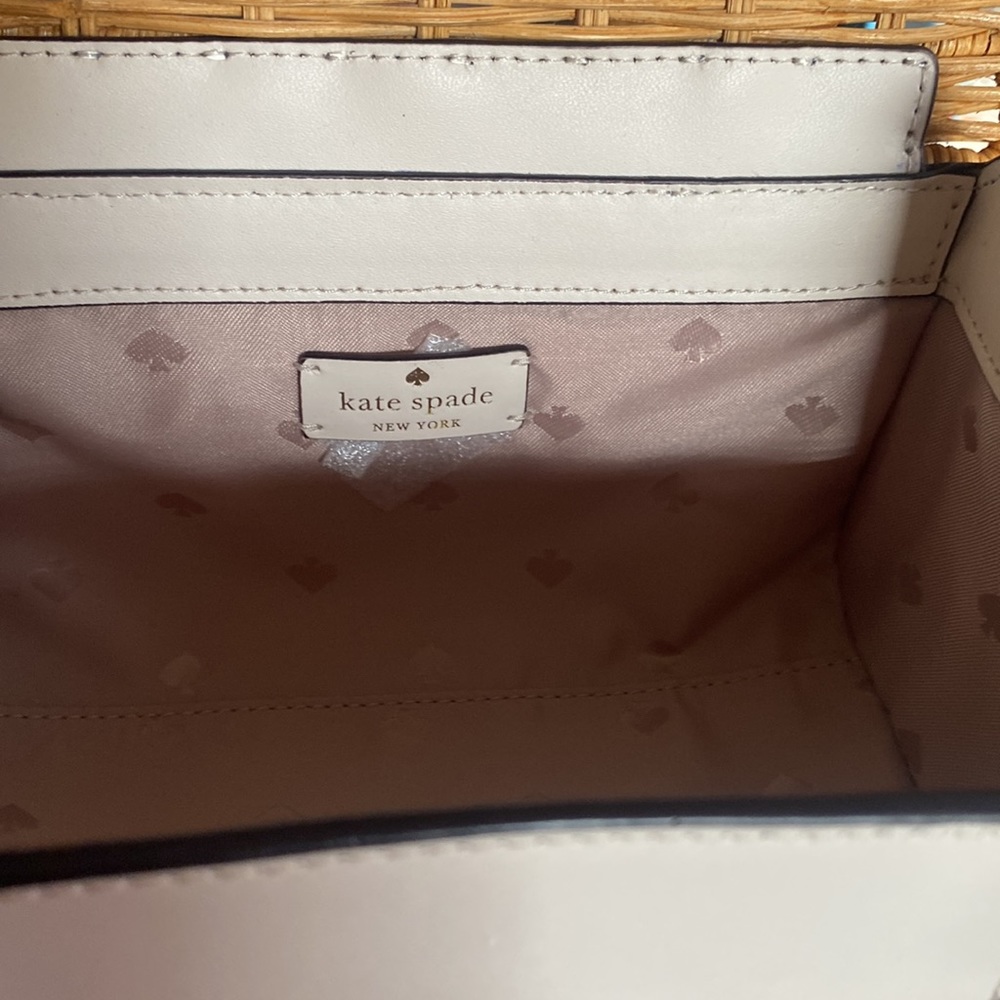 Kate Spade Bird House Crossbody! - Picture 7 of 10